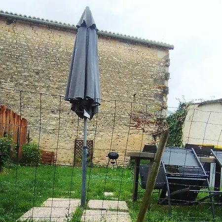 Maison Proche Futuroscope Σπίτι διακοπών *